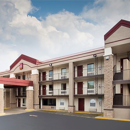 Red Roof Inn Plus+ Birmingham East - Irondale/Airport Exterior photo