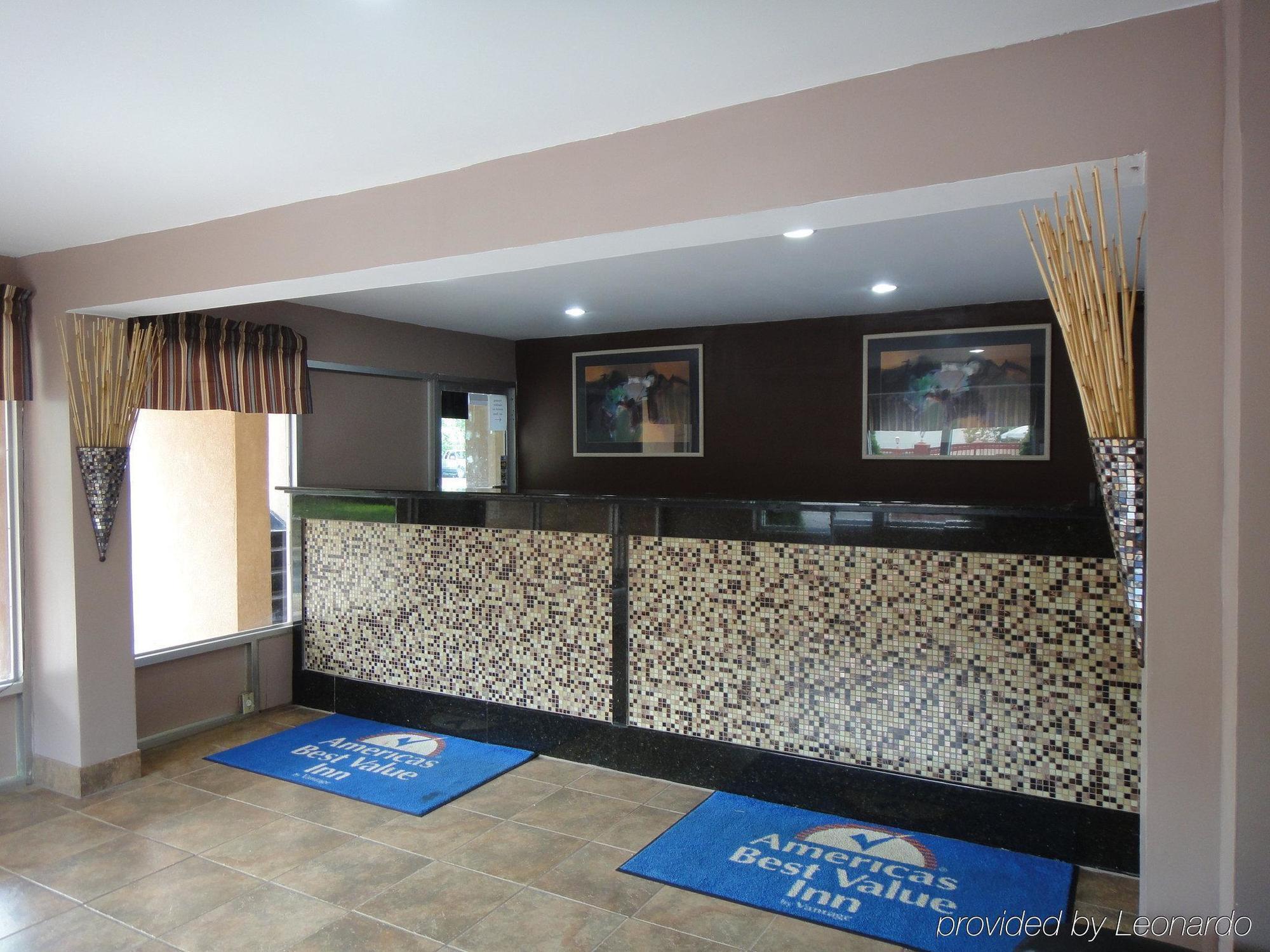 Red Roof Inn Plus+ Birmingham East - Irondale/Airport Interior photo