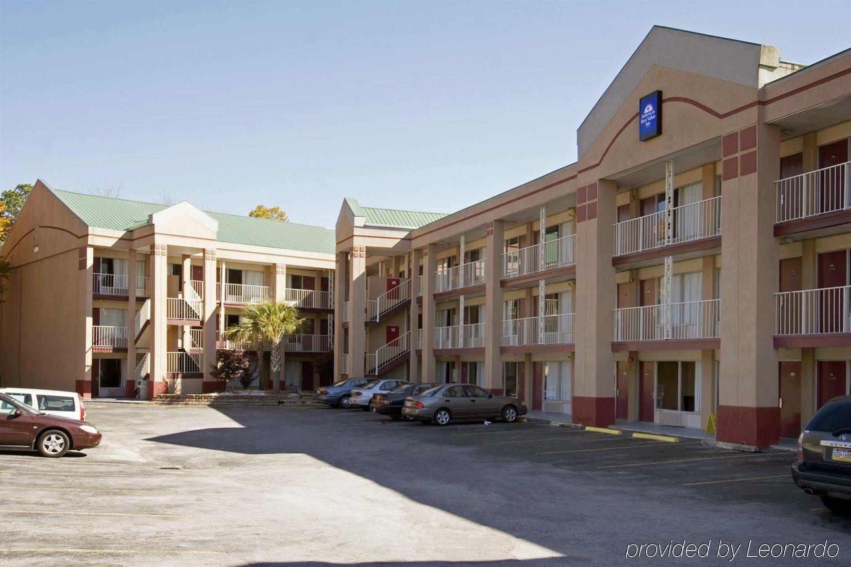 Red Roof Inn Plus+ Birmingham East - Irondale/Airport Exterior photo